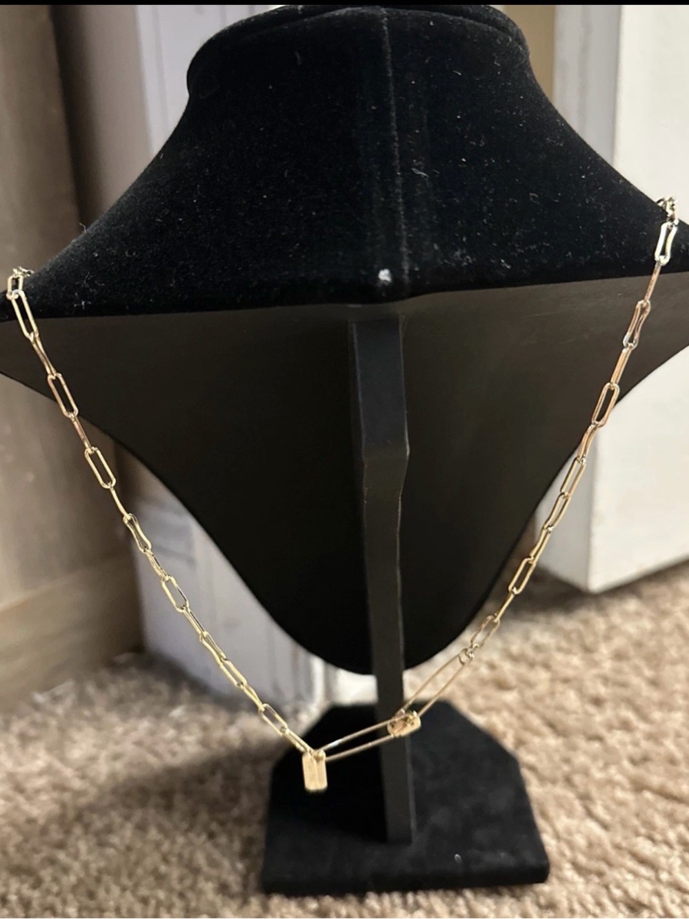 Melinda Marie Gold Necklace / With Ring - Picture 4 of 7